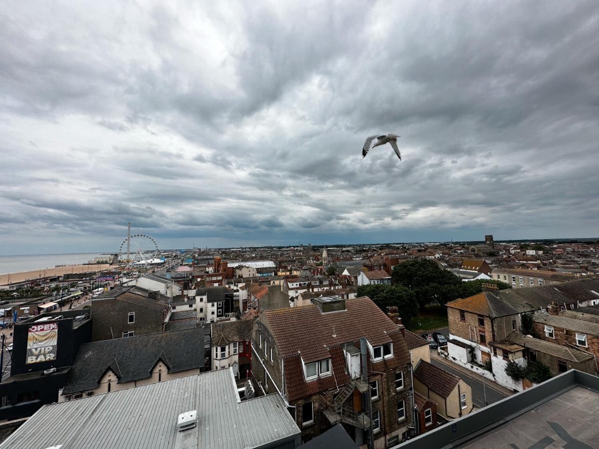 The Atlantis - Tower Apartments Great Yarmouth Exteriör bild